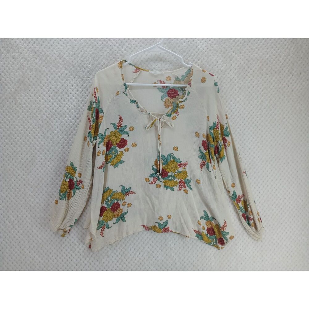 Buckle Coco+Jaimeson Women's Medium Light Sand Floral Peasant Top
